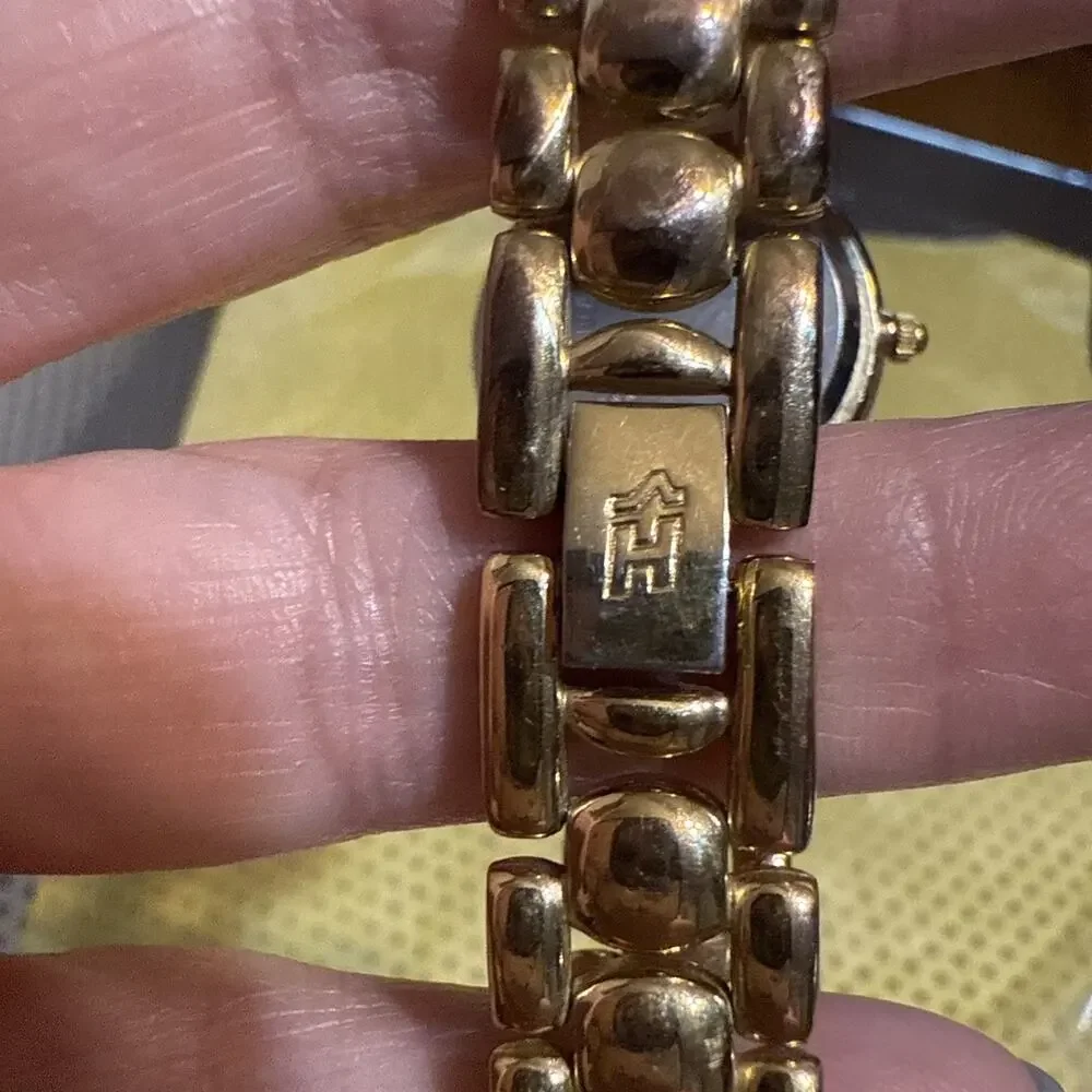 Gossip gold tone